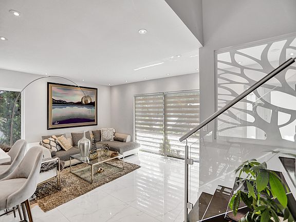 3rd image of 1273 NE 92nd St #1273