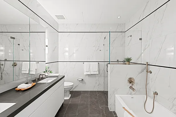 Rented by Canvas Property Group | media 17