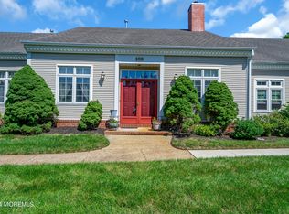 10 Rutland Ln #10B, Monroe Township, NJ 08831