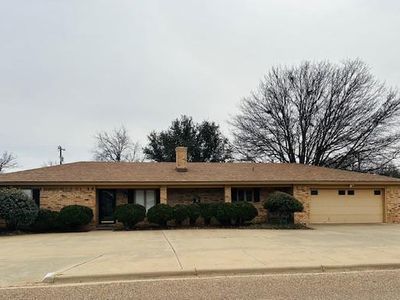 918 W 8th St, Idalou, TX, 79329