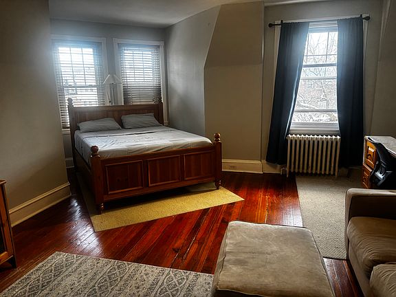 4th image of 4713 Springfield Ave