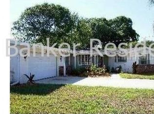 2727 Croton Ave, Sarasota, FL 34239