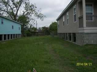 2328 Piety St, New Orleans, LA 70117