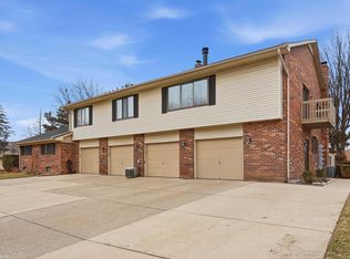 42639 Jeanette Cir, Clinton Township, MI 48038