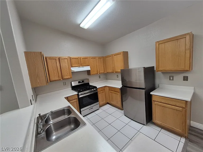 2053 Quarry Ridge St #201 — Photo 16