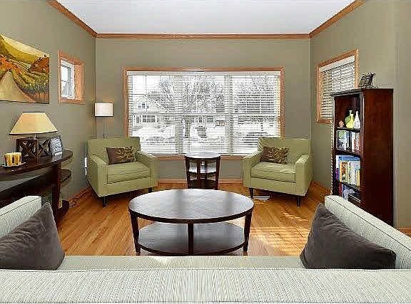 3rd image of 4205 PARK Avenue S