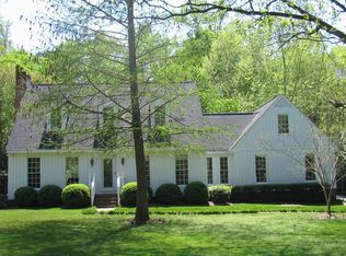 613 Lake Boone Trl, Raleigh, NC 27607