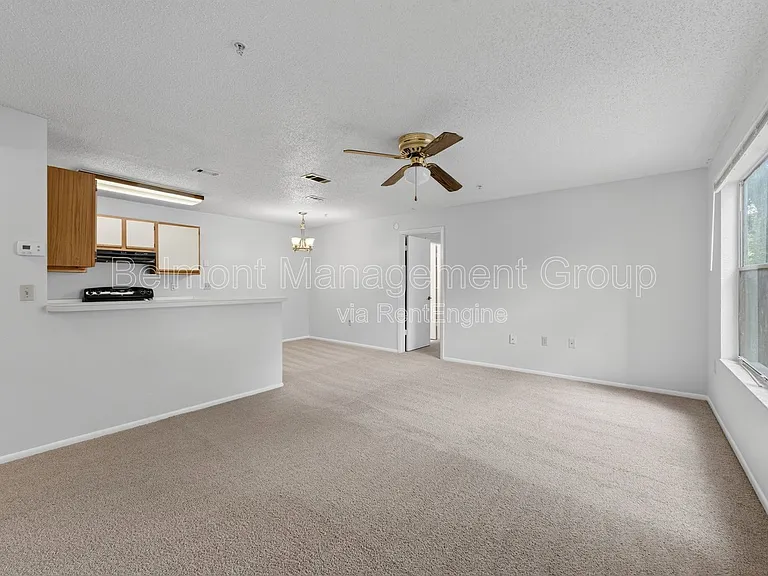 642 Dory Ln #203 — Photo 4