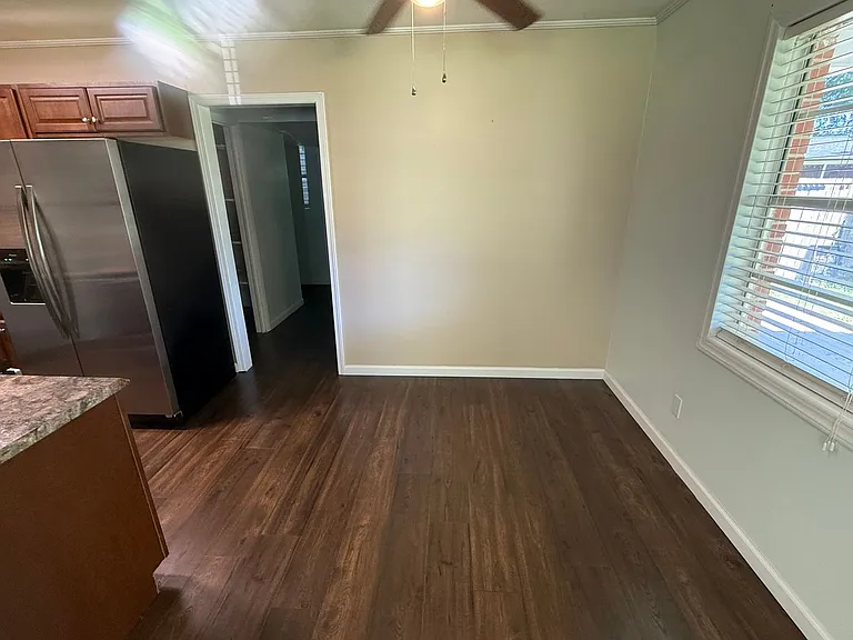 15 Lindsey Ter NW — Photo 10