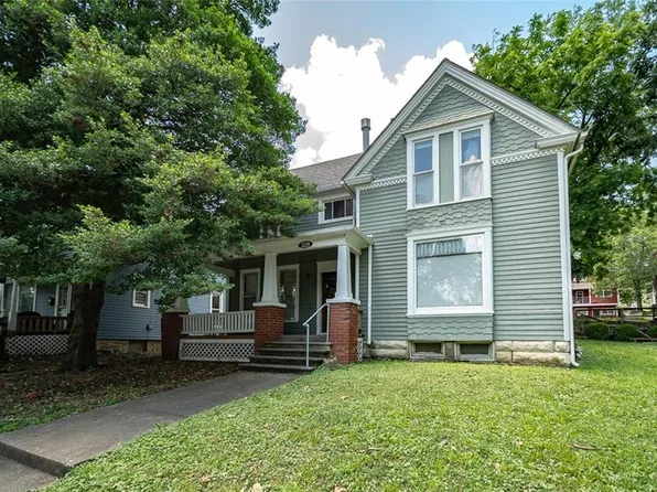 1229 Tennessee St, Lawrence, KS 66044