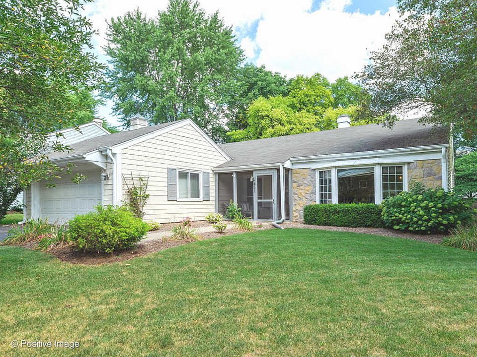 1st image of 451 Newport Dr