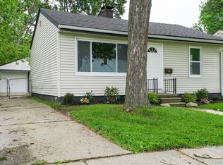 95 E Barrett Ave, Madison Heights, MI 48071