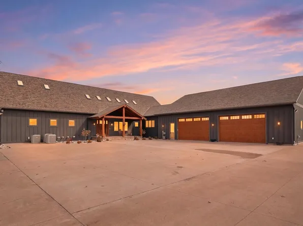 W5590 Chicago Ave, Wautoma, WI 54982