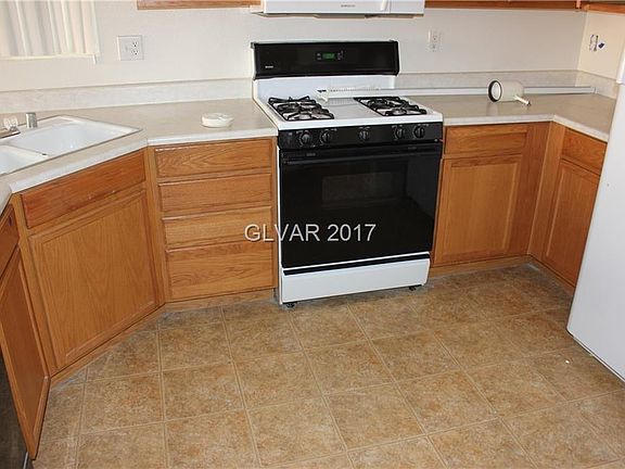 5th image of 2725 Echo Springs St