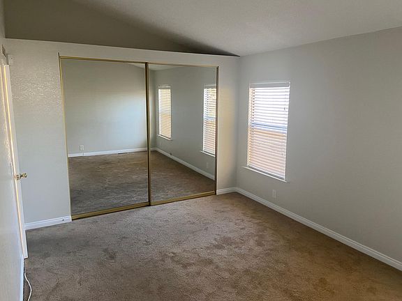 5th image of 1225 Oceanside Blvd Unit 327