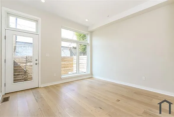 2102 N Percy St #1 — Photo 5