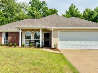 238 Crosscreek Dr, Brandon, MS 39047
