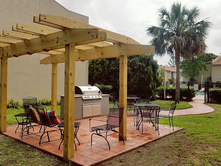 Spanish Oaks — Photo 7