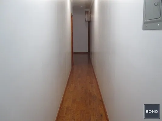 Rented by Bond New York | media 26