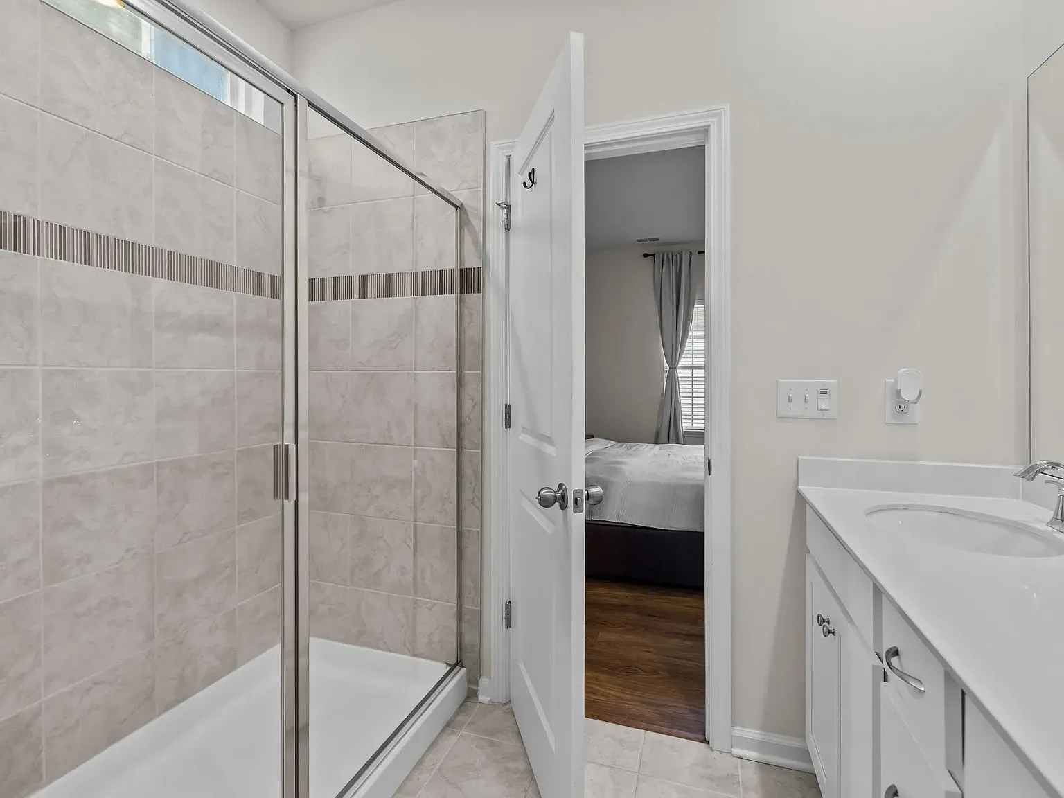 18045 Stark Way — Photo 4