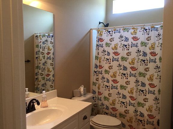 3rd image of 580 Fox Haven Dr