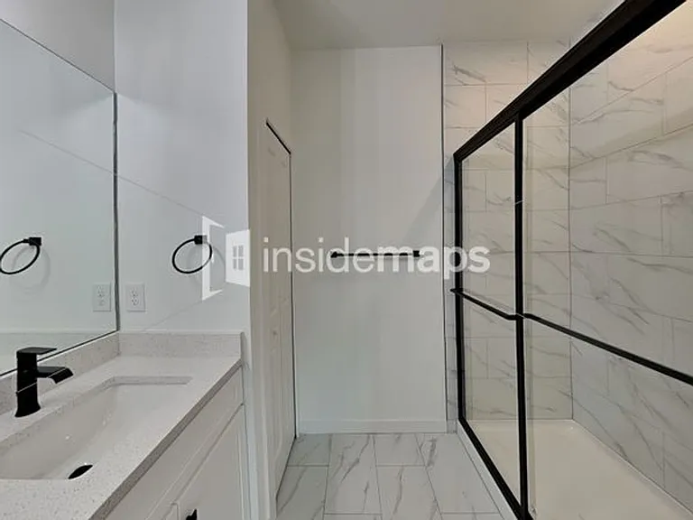 1133 Abrams Blvd — Photo 12