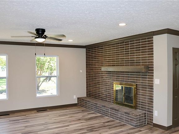 2nd image of 510 Wyleswood Dr