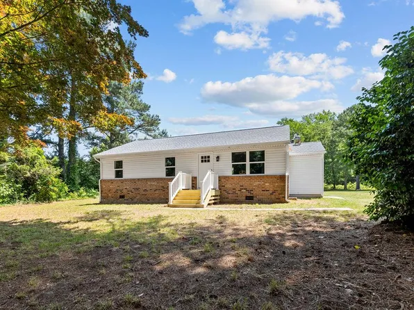 4540 Shoulders Hill Rd, Suffolk, VA 23435