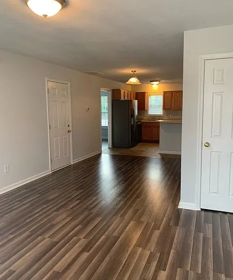 6709 Woodcreeper Dr — Photo 3