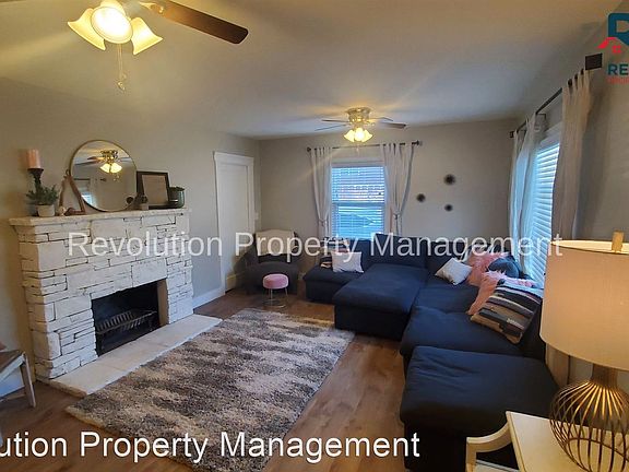 3rd image of 883 E Bel Mar Dr #1