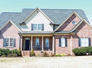 8181 McClanahan Dr, Browns Summit, NC 27214