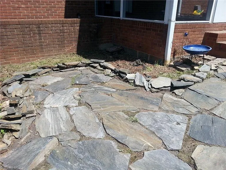 4224 Robinhood Rd — Photo 9