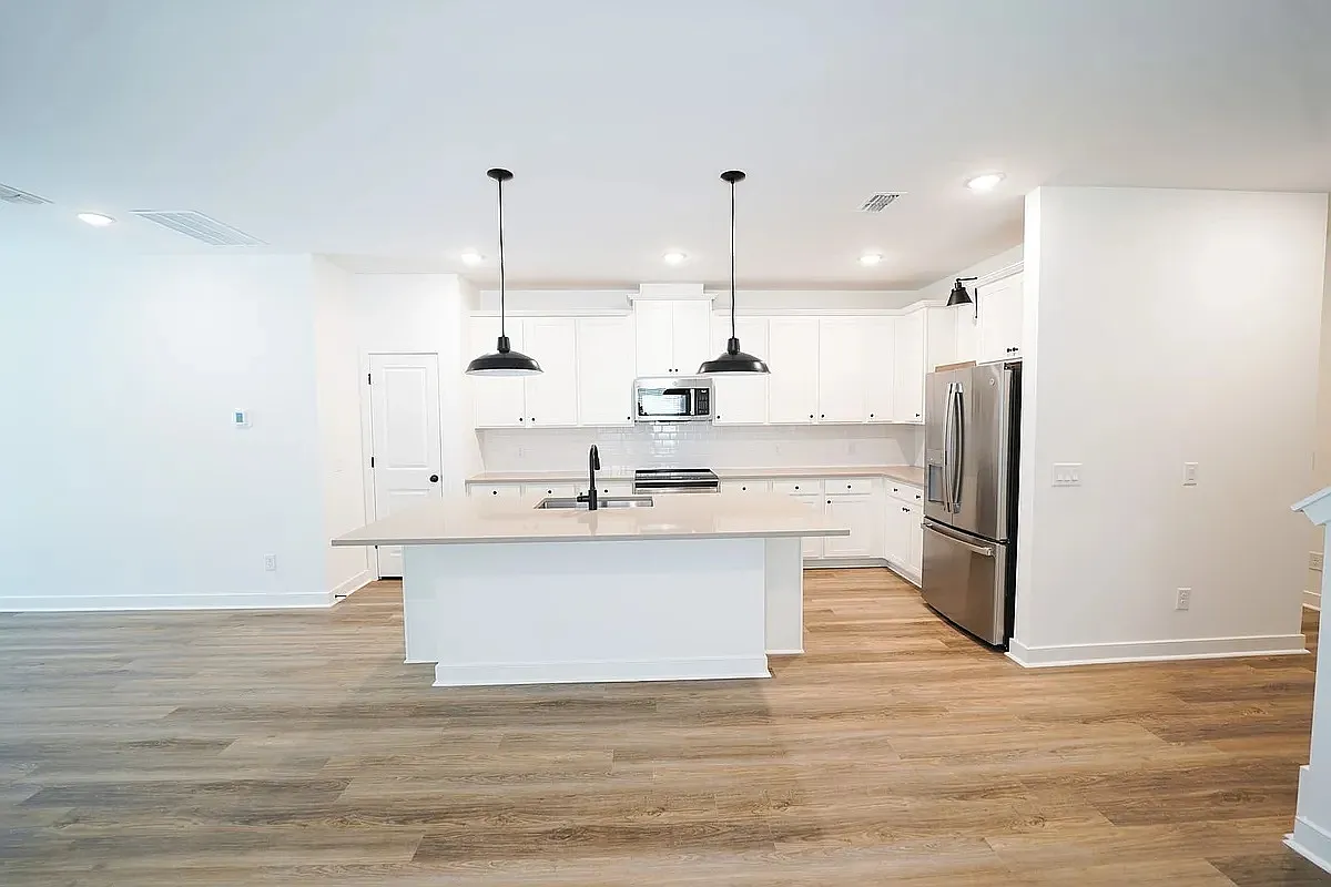 GA SAV 136 Kingswood Cir - 1 — Photo 2