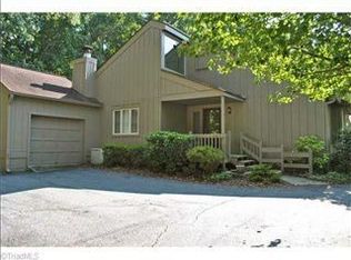 208 Lamplighter Cir, Winston Salem, NC 27104