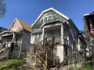 2352 S 12th St, Milwaukee, WI 53215