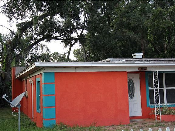 3rd image of 13902 Lake Magdalene Blvd