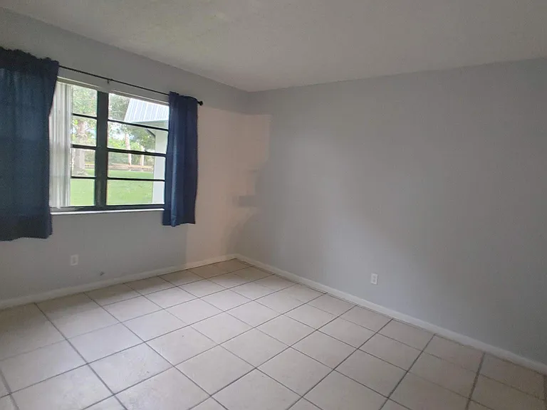 2513 S 17th St #102 — Photo 8