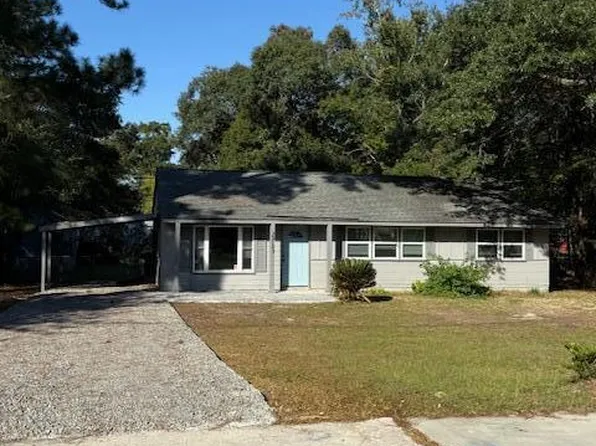 2713 Jones Ave, Beaufort, SC 29902