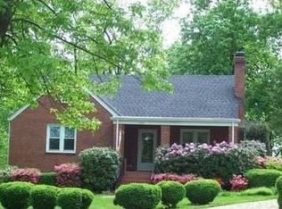 6620 Wood Haven Rd, Roanoke, VA 24019
