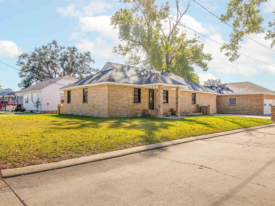 1204 Dewey St, Houma, LA 70360 Zillow