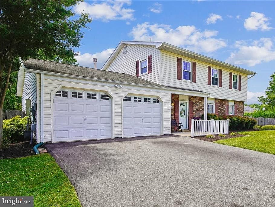 1st image of 1069 Snow Hill Ln