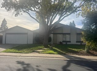 9036 Meadowsweet Way, Elk Grove, CA 95624