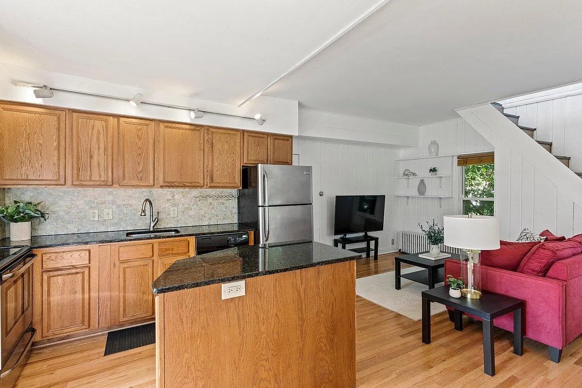 1 bed, 1250 sqft, $1,650 — Photo 4