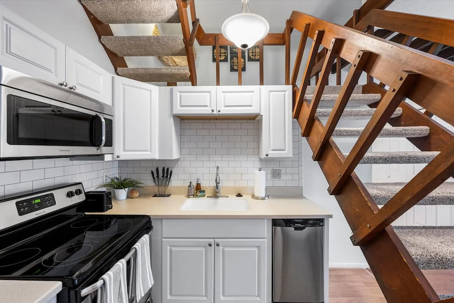 1 bed, 1.0 bath, 861 sqft, $2,267 — Photo 4