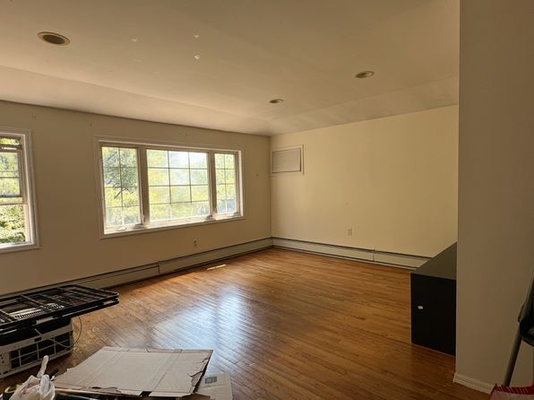 14217 135th Ave FLOOR 2