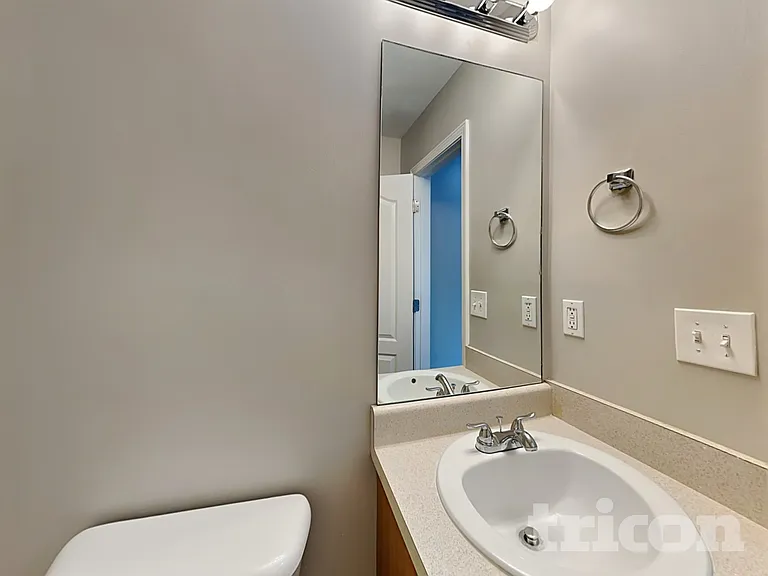209 Arbor Dr — Photo 12