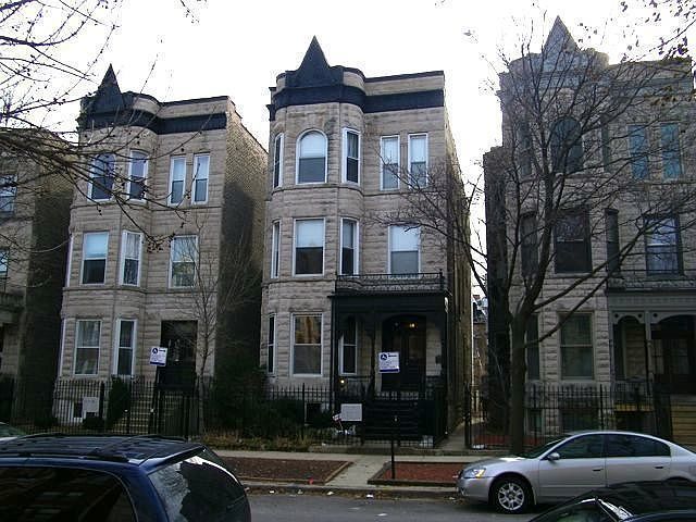 1st image of 931 W Newport Ave APT 01