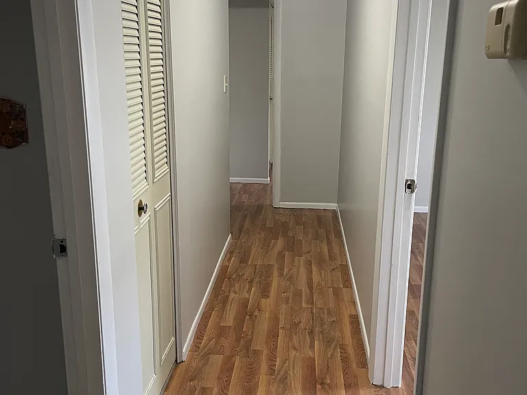 2252 Southeastern Pkwy — Photo 13
