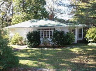 132 Broadway Ave, Tryon, NC 28782