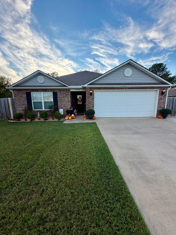 8928 Hayward Rd - Property Image
